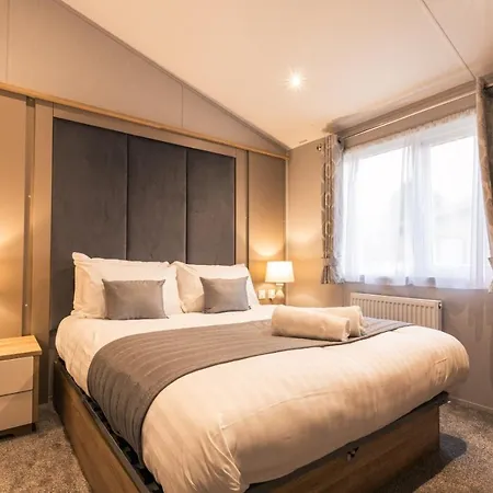 The Haven With Hot Tub 山林小屋 约克