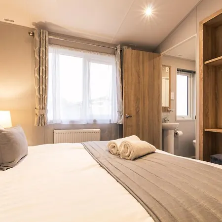 Lodge The Haven With Hot Tub *