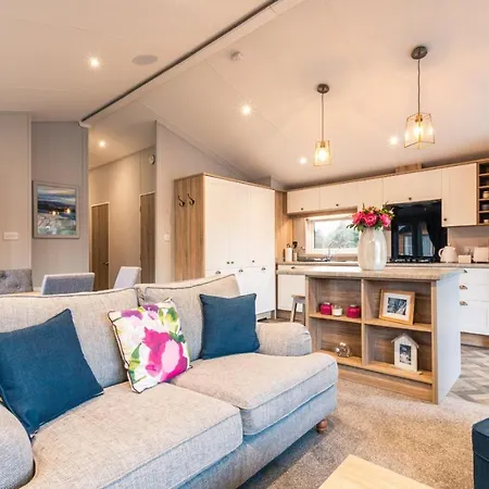 The Haven With Hot Tub