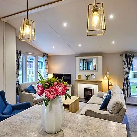 Chalé The Haven With Hot Tub York